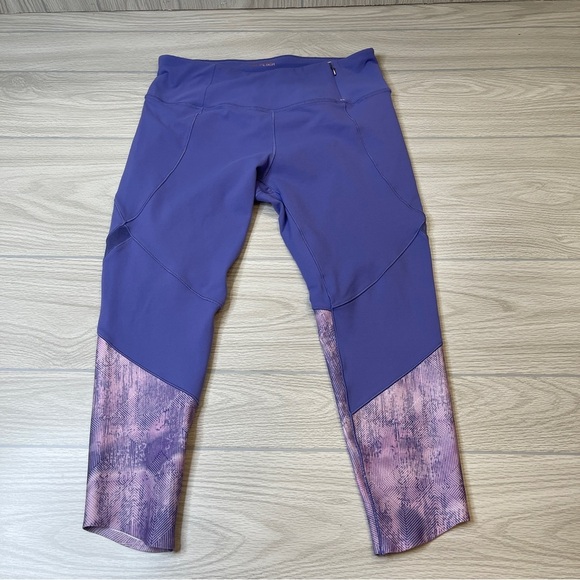 CALIA by Carrie Underwood Purple Capri Exercise Leggings Size Large - Picture 2 of 10